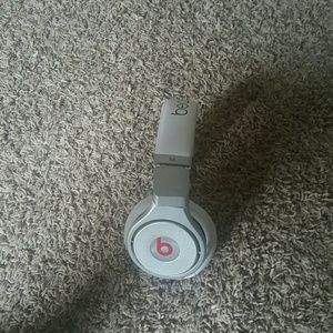 Beats pro by dre